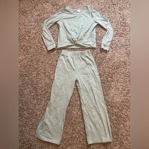 Girls Size 7/8 Green Lounge Set Kids